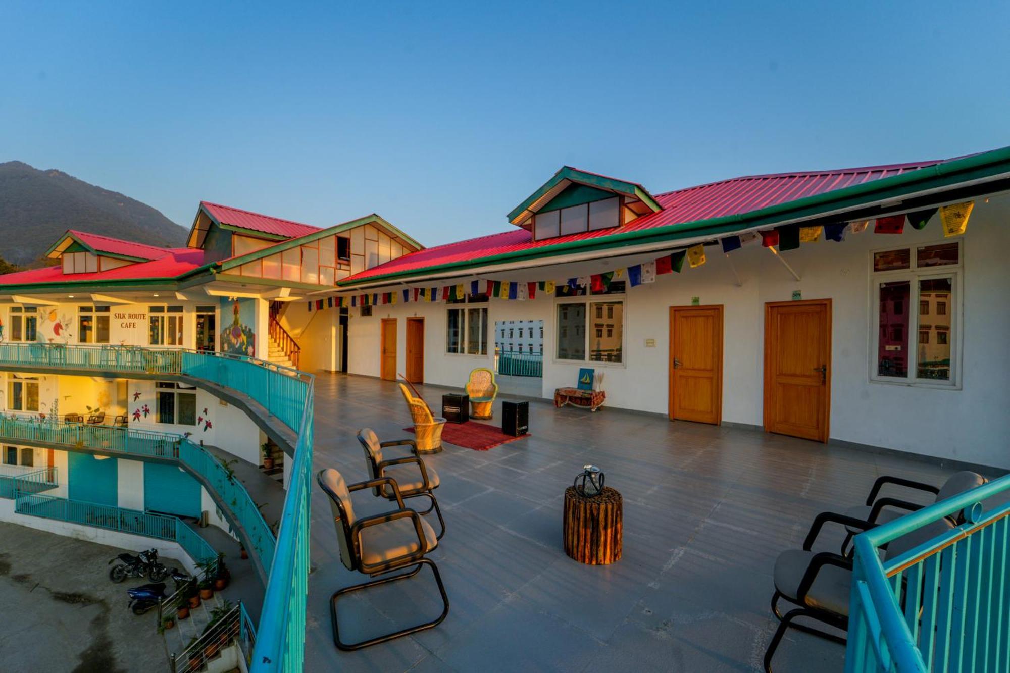 Hotel Chokling Arthouse - The Treasure Of Himalayas Bīr Exterior foto